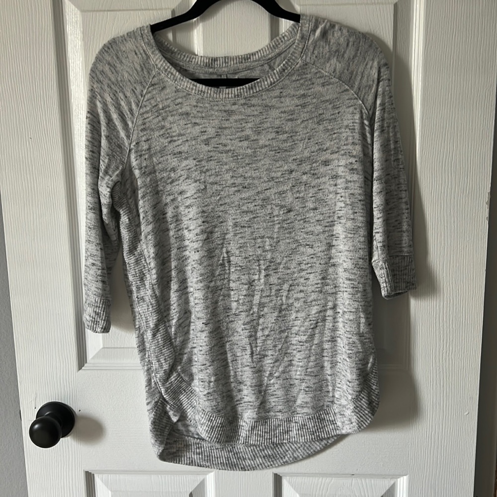 XS Maurice’s - 3 quarter sleeve sweater - gently used